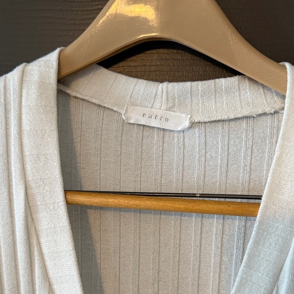 White Ribbed Button-Up Cardigan - Picture 4 of 6